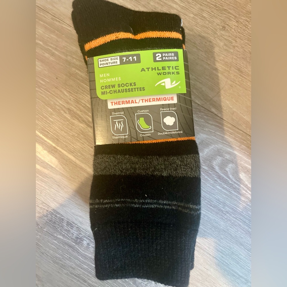Athletic Works Men    Crew Thermal Socks - Black/Grey (2 Pairs)